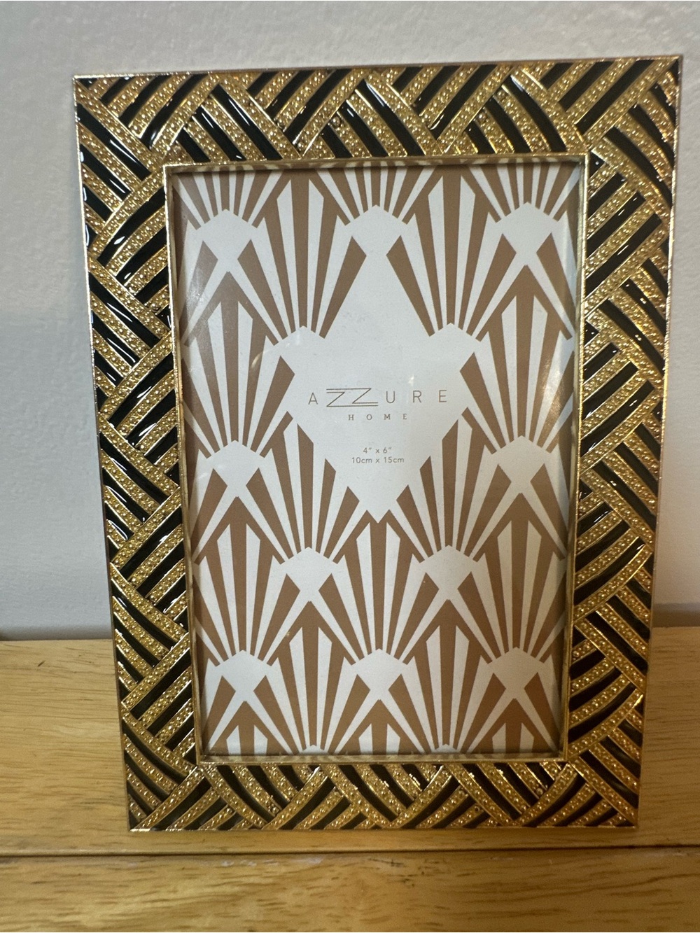 Azzure Home Gold and Black Decorative Picture Frame